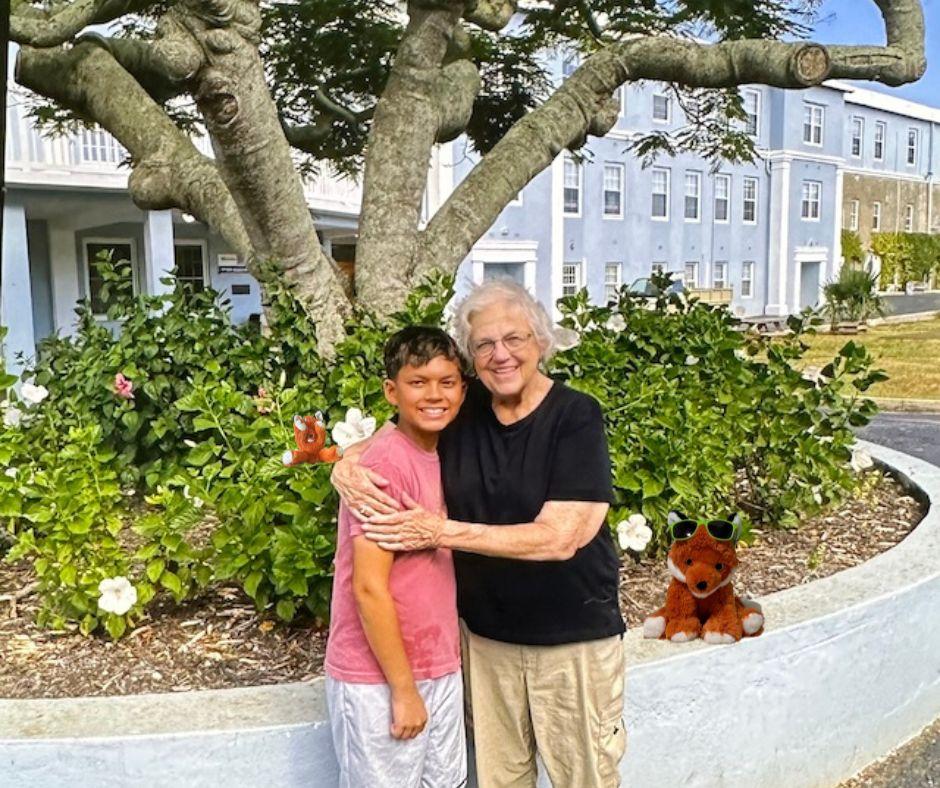 Knox visits Bermuda with the  Babelays