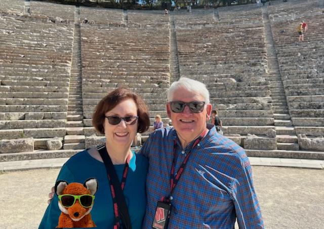 Knox the Fox travels Europe with the Lenns: Greece first – Knox TN Today