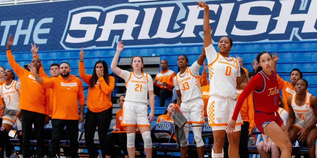 Lady Vols enter holiday break at 11-0