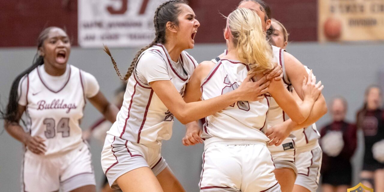 Bearden basketball sweeps Farragut; girls win in wild final-second finish