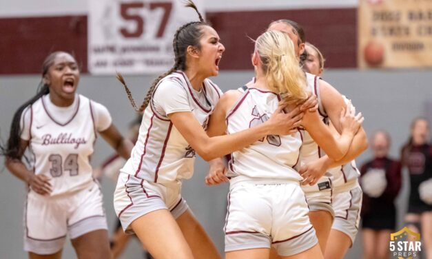 Bearden basketball sweeps Farragut; girls win in wild final-second finish